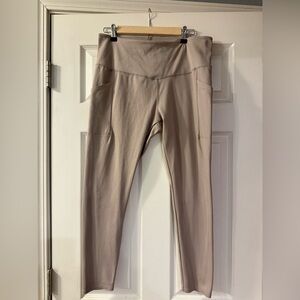 Danskin Women's Taupe Leggings